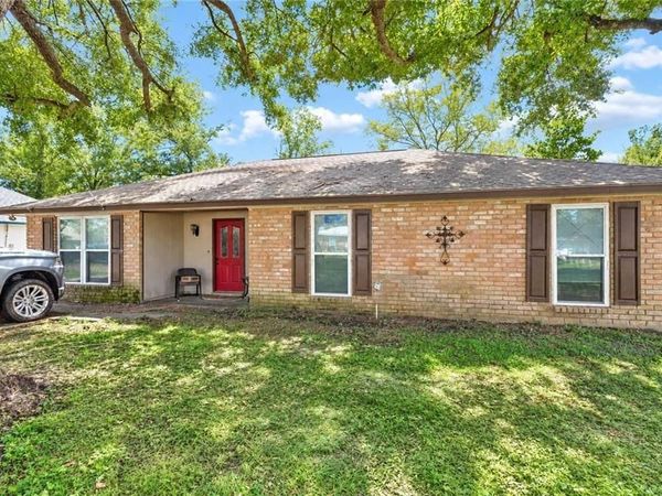 42149 SHADOW CREEK Avenue , Gonzales, LA 70737