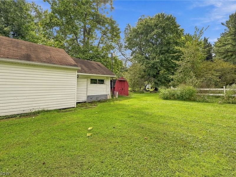 12930 Edison Street NE, Alliance, OH 44601 Photo 27