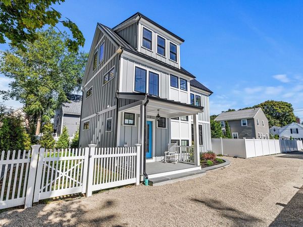 20 R Plain Street, Boston, MA 02122