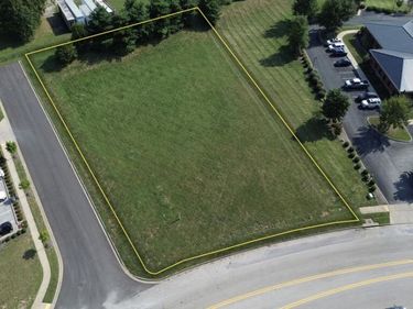 2215 Mary Fay Place, Lexington, KY 40511