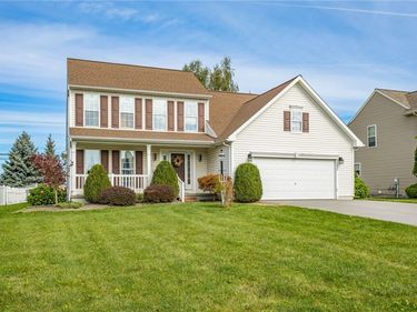 5152 Overlook Ln , Canandaigua, NY 14424