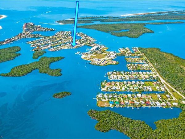 129 Pago Pago DR E, NAPLES, FL 34113