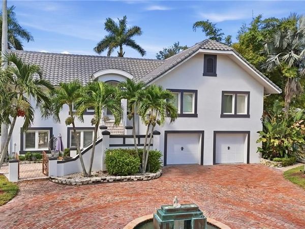 1205 Caloosa DR , FORT MYERS, FL 33901