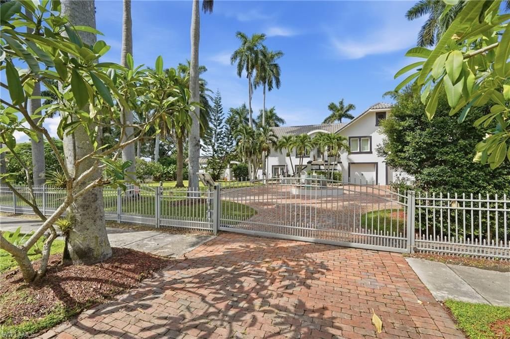 1205 Caloosa Dr, Fort Myers, FL 33901 Photo