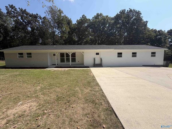 111 County Road 459, Trinity, AL 35673
