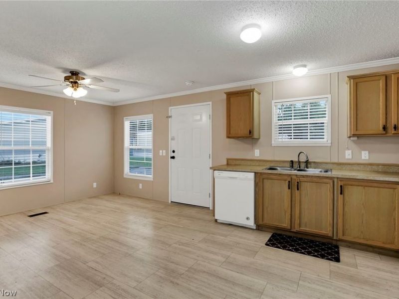 2445 Columbus-Lancaster Road NW, Unit 87, Lancaster, OH 43130 Photo 11