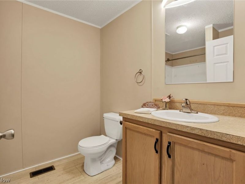 2445 Columbus-Lancaster Road NW, Unit 87, Lancaster, OH 43130 Photo 21