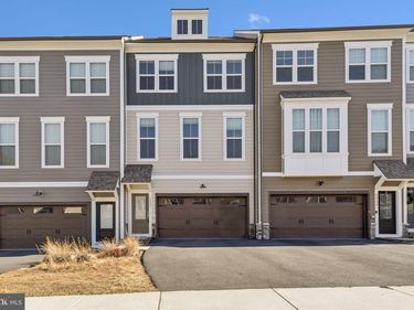 1697 BEECH LEAF STREET , DUMFRIES, VA 22026