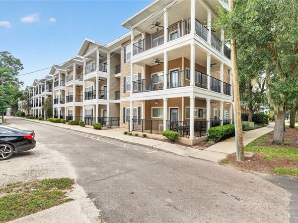 1440 NW 3RD PLACE, Unit 305, GAINESVILLE, FL 32603