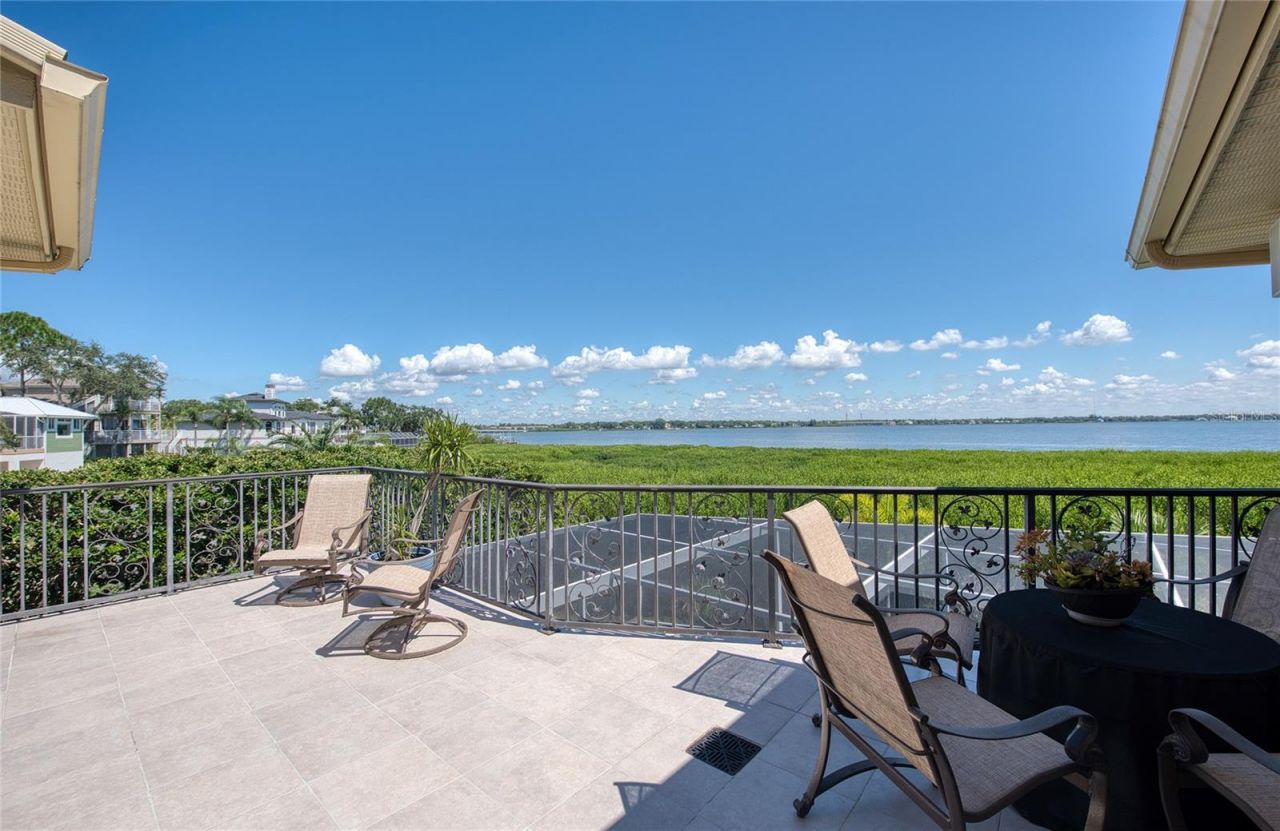 103 Royal Court, Safety Harbor, FL 34695 Photo