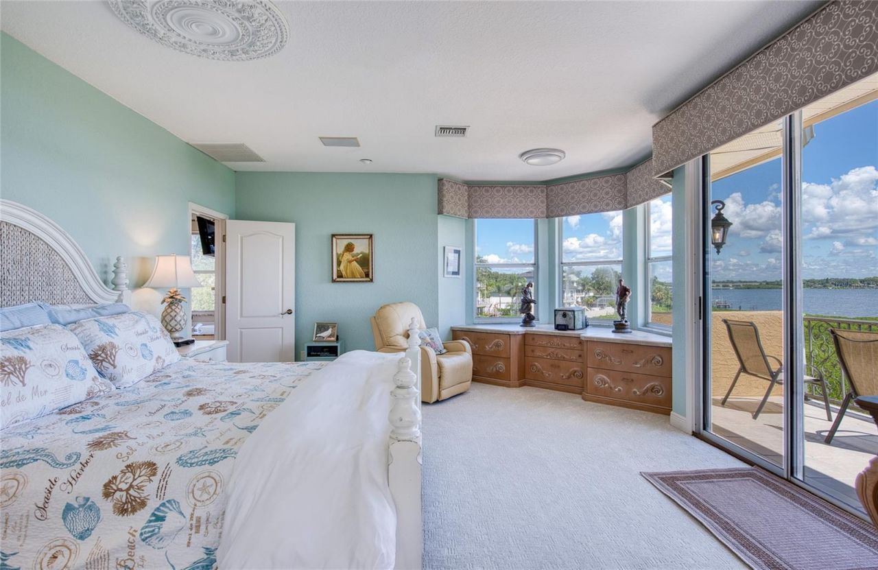 103 Royal Court, Safety Harbor, FL 34695 Photo