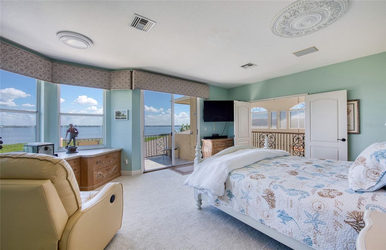 103 Royal Court, Safety Harbor, FL 34695 Photo