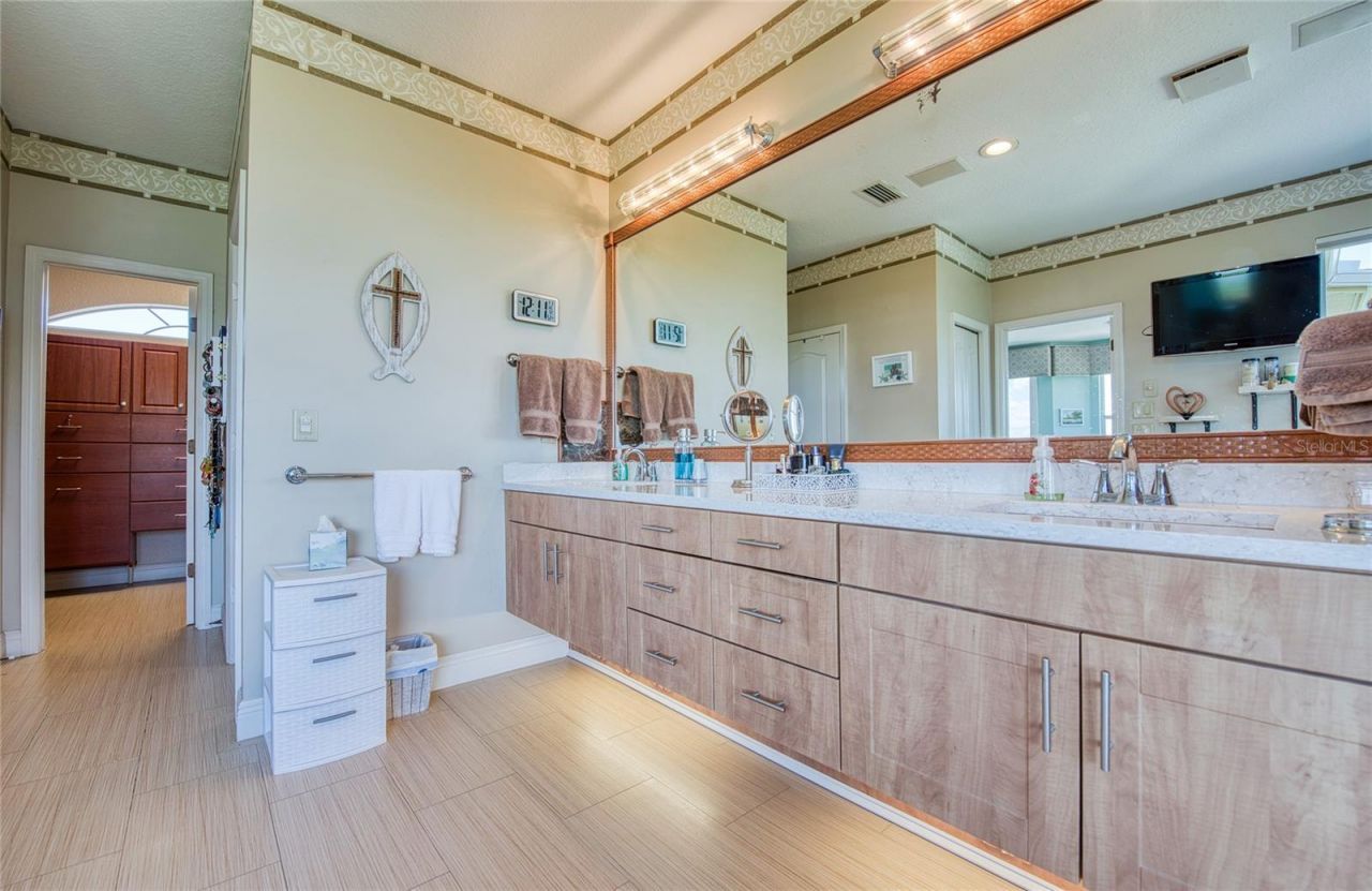103 Royal Court, Safety Harbor, FL 34695 Photo