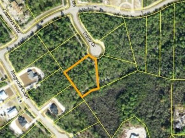 351 DAISY DRIVE , EASTPOINT, FL 32328