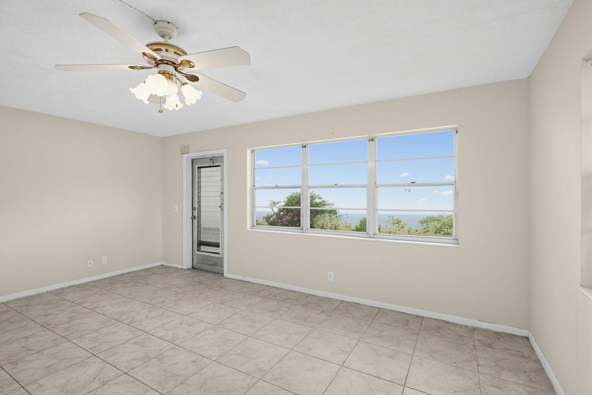 245 Camden K, West Palm Beach, FL 33417 Photo