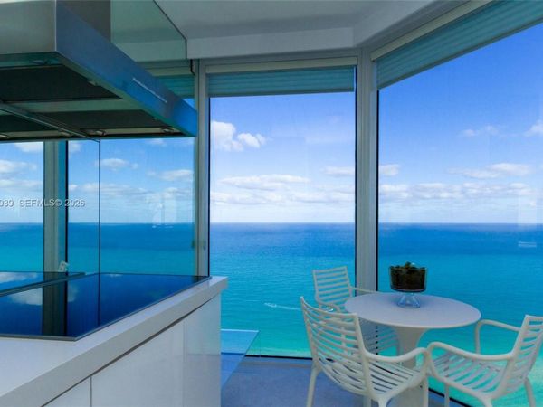 4775 Collins Ave , Unit 3203, Miami Beach, FL 33140