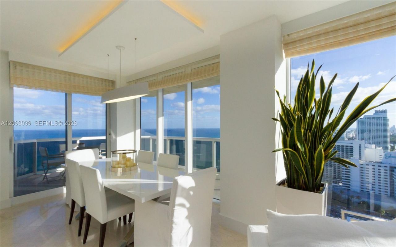 4775 Collins Ave , Unit 3203, Miami Beach, FL 33140 Photo