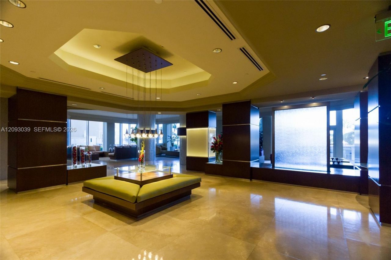 4775 Collins Ave , Unit 3203, Miami Beach, FL 33140 Photo