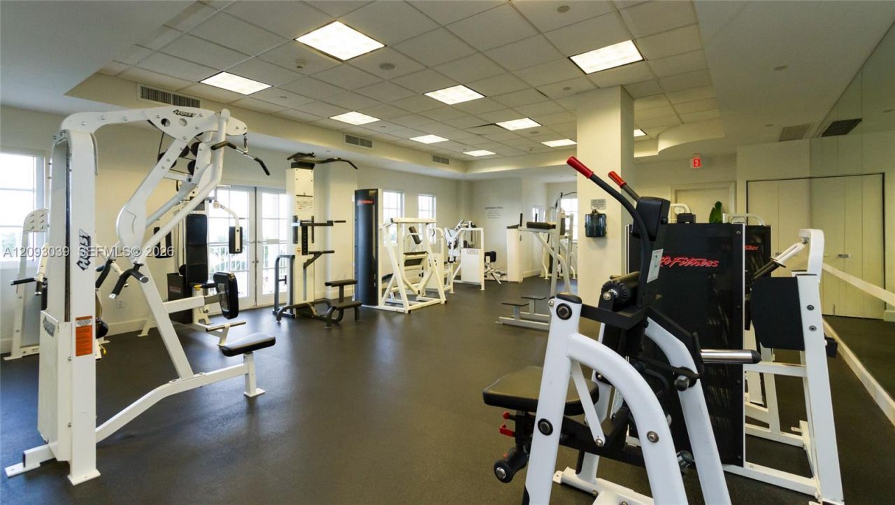 4775 Collins Ave , Unit 3203, Miami Beach, FL 33140 Photo