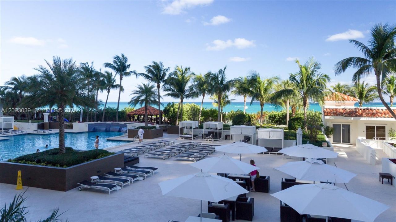 4775 Collins Ave , Unit 3203, Miami Beach, FL 33140 Photo