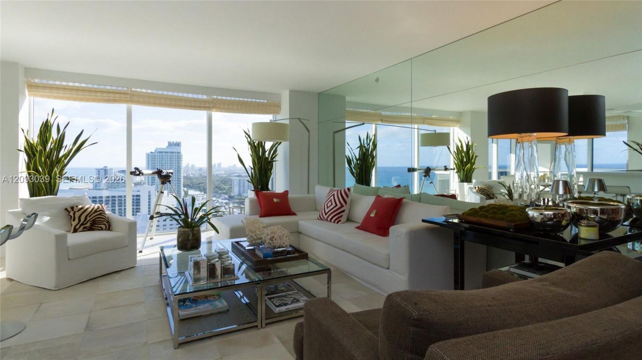 4775 Collins Ave , Unit 3203, Miami Beach, FL 33140 Photo