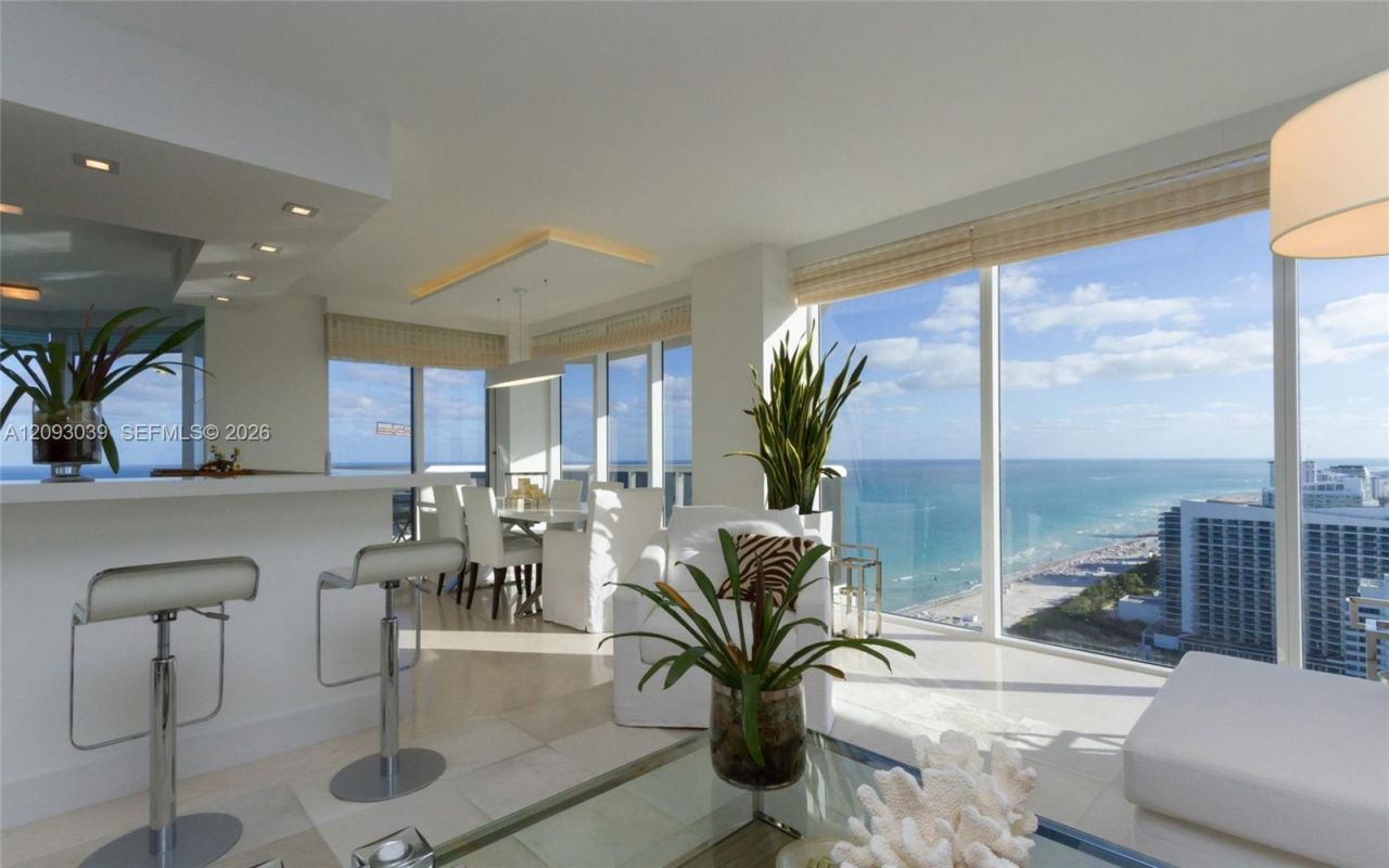 4775 Collins Ave , Unit 3203, Miami Beach, FL 33140 Photo