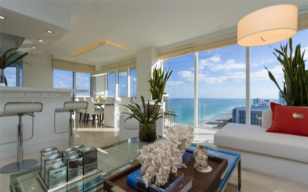 4775 Collins Ave , Unit 3203, Miami Beach, FL 33140 Photo