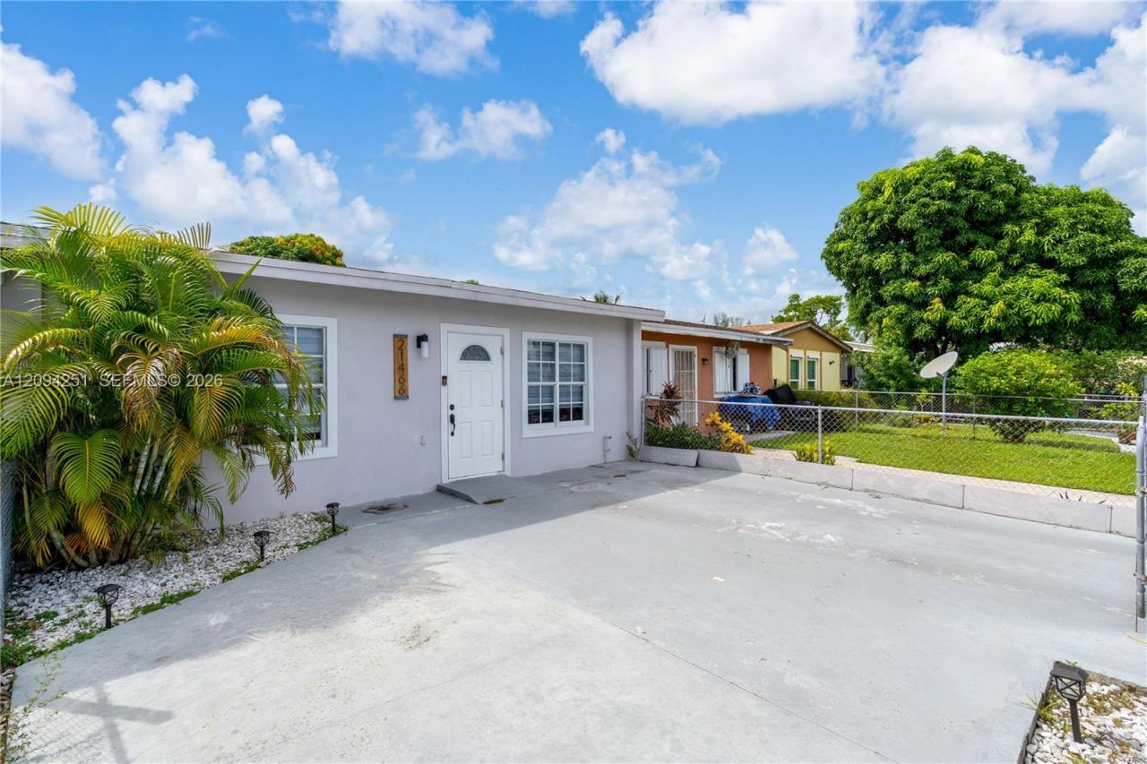 21466 NW 40th Cir Ct, Miami Gardens, FL 33055 Photo