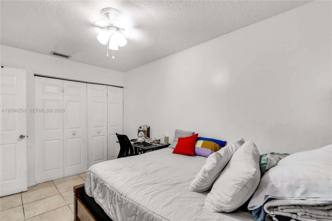 21466 NW 40th Cir Ct, Miami Gardens, FL 33055 Photo