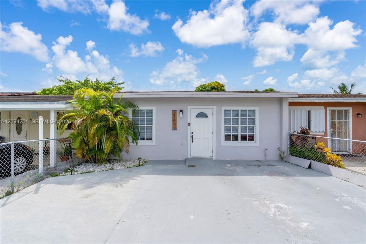 21466 NW 40th Cir Ct, Miami Gardens, FL 33055 Photo