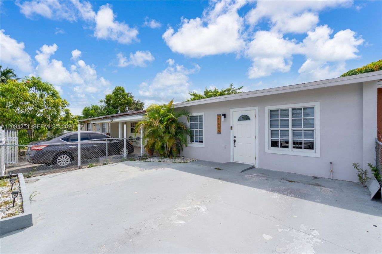 21466 NW 40th Cir Ct, Miami Gardens, FL 33055 Photo