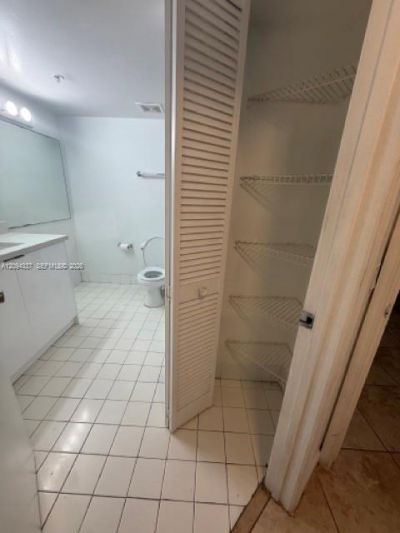 450 S Park Rd , Unit 5-103, Hollywood, FL 33021 Photo