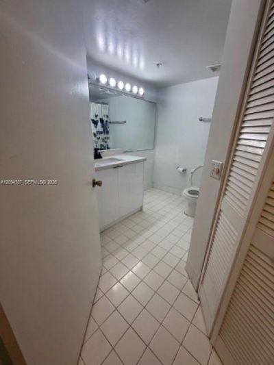 450 S Park Rd , Unit 5-103, Hollywood, FL 33021 Photo
