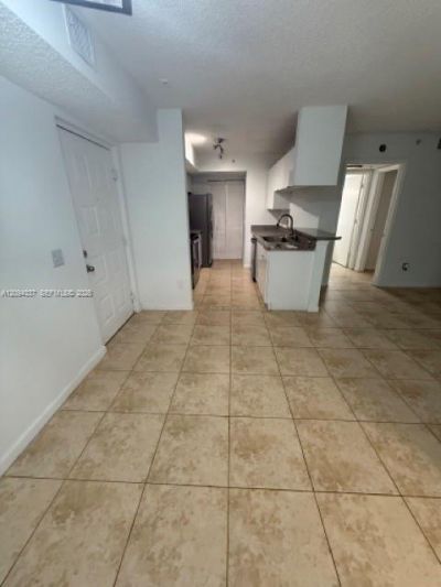 450 S Park Rd , Unit 5-103, Hollywood, FL 33021 Photo