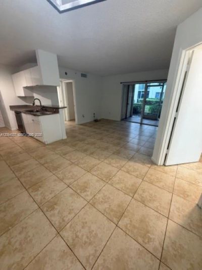 450 S Park Rd , Unit 5-103, Hollywood, FL 33021 Photo