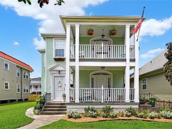 5864 LOUIS XIV Street , New Orleans, LA 70124