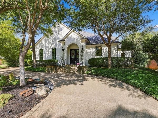 700 Glen Abbey Drive, Mansfield, TX 76063