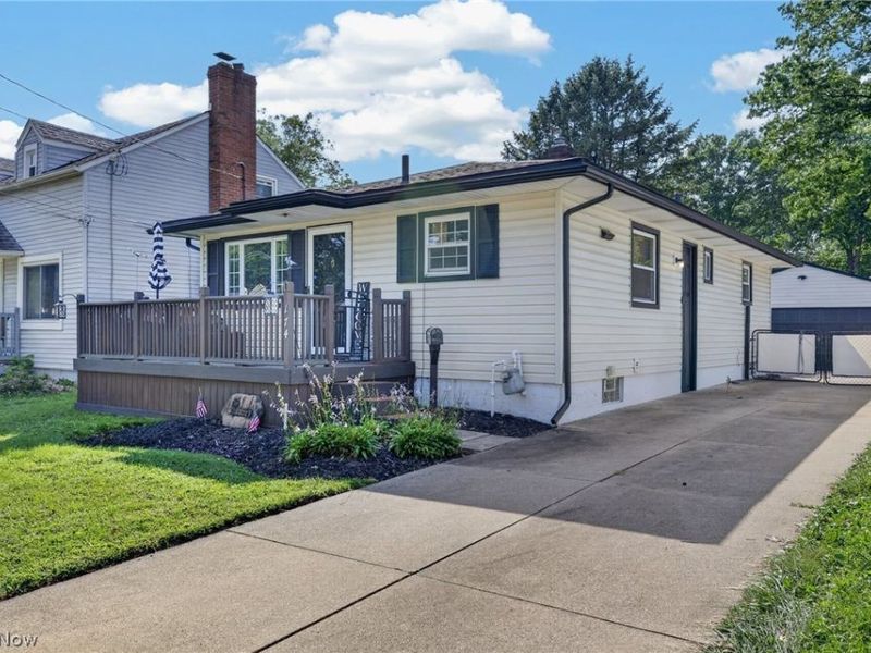 174 Pocantico Avenue , Akron, OH 44312 Photo 3