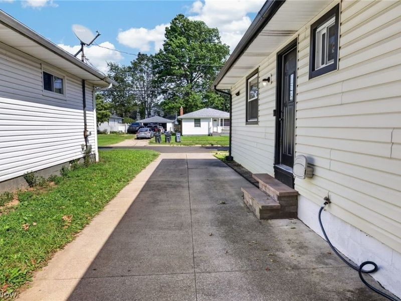 174 Pocantico Avenue , Akron, OH 44312 Photo 48