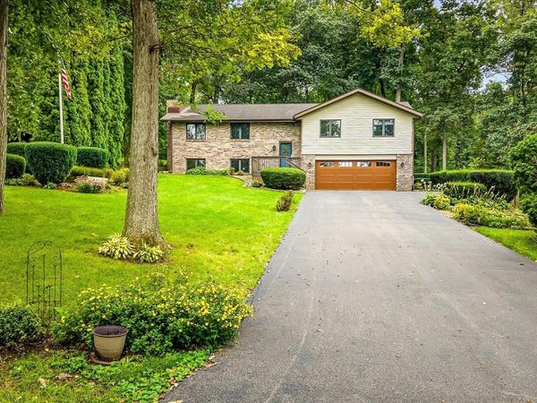 548 Baintree Road, LAKE SUMMERSET, IL 61019