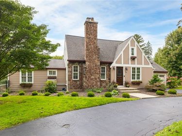 53 Pannell Circle, Fairport, NY 14450