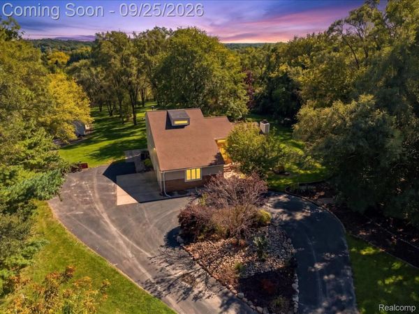 2605 Childs Lake Road, Milford Township, Mi 48381