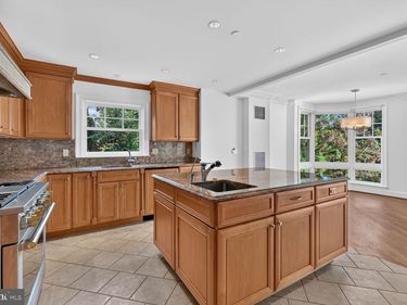 1201 N NASH STREET, Unit 104, ARLINGTON, VA 22209