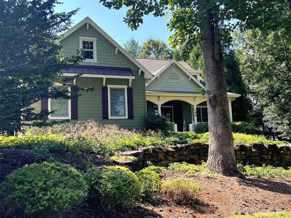 184 Benhurst Court , Hendersonville, NC 28791