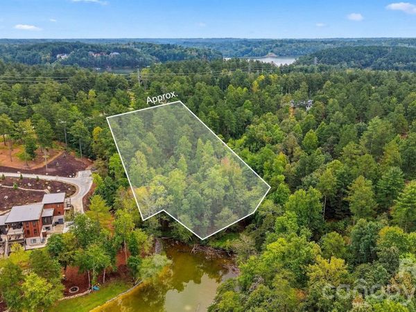2071 Ellingwood Point , Connelly Springs, NC 28612