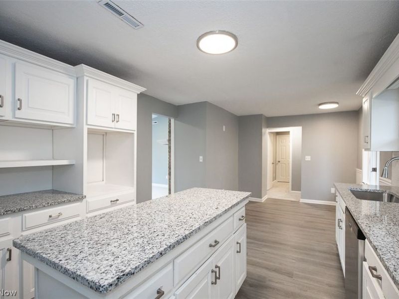 5870 Wolff Road, Medina, OH 44256 Photo 9