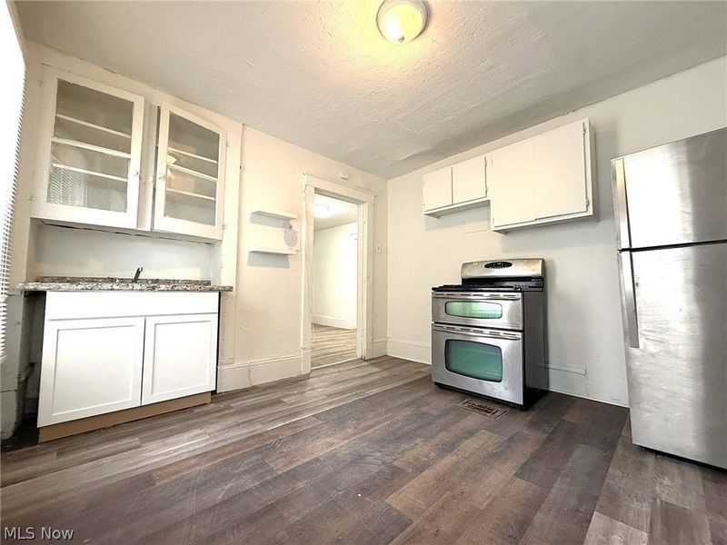 1583 E 84th Street, Cleveland, OH 44103 Photo 32