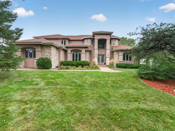 9526 Blue Heron Drive, Middleton, WI 53562