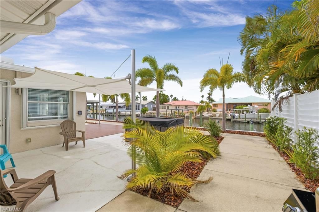 12179 Boat Shell Dr , Matlacha Isles, FL 33991 Photo