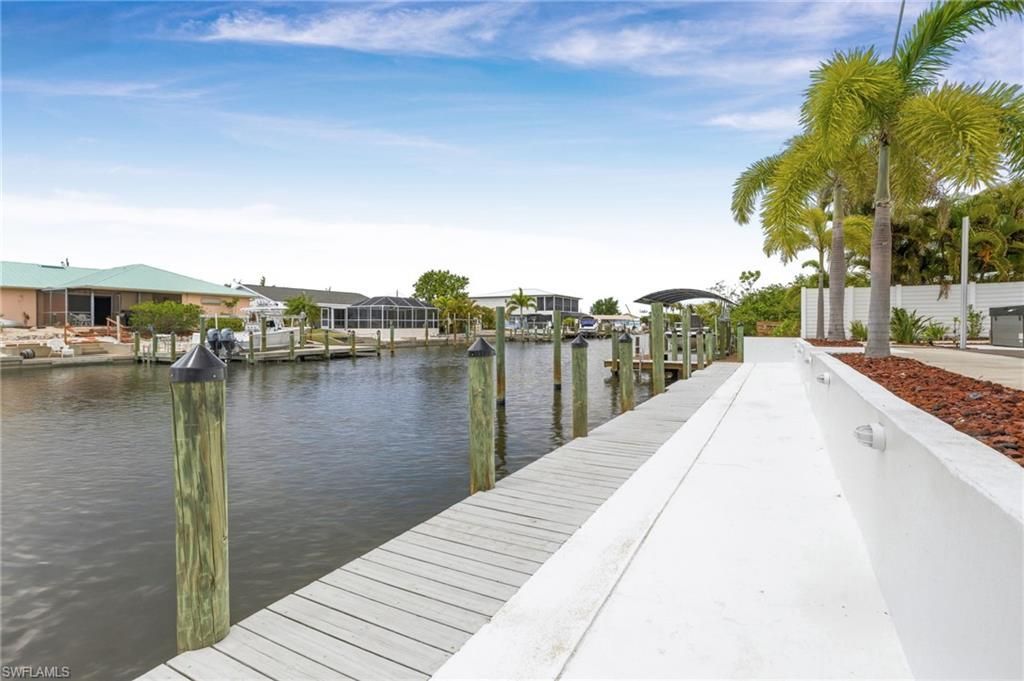 12179 Boat Shell Dr , Matlacha Isles, FL 33991 Photo